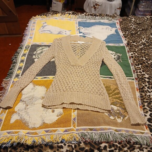 Ann Taylor Loft Women's Size Small Cream Gold Long Sleeve Deep V Neck Sweater - Picture 4 of 13